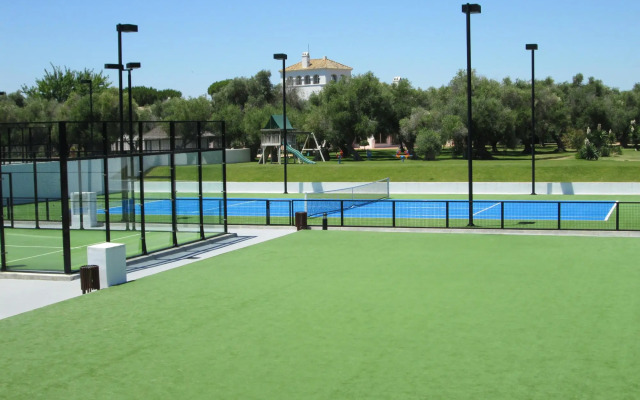 Arcos Gardens Resort