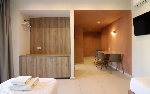 Philoxenia Apartments