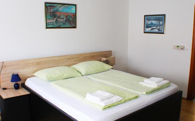 Bokun Apartments III
