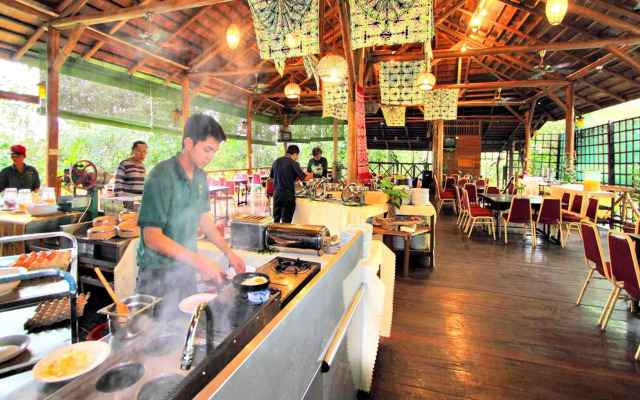 Borneo Tropical Rainforest Resort
