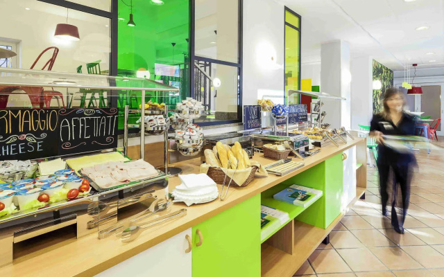 Ibis Styles Napoli Garibaldi