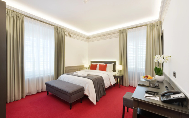 Golf Hotel Rene Capt