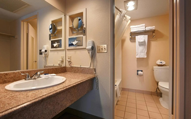 Staybridge Suites Stone Oak by IHG