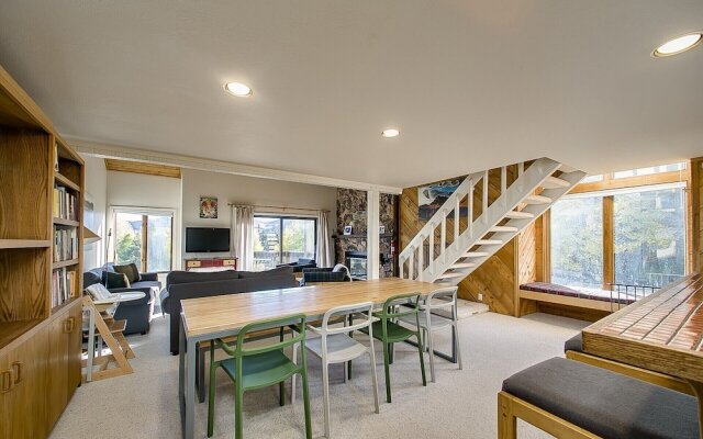 Teleidoscope Retreat