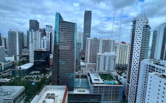 Suite - City View at Four Seasons Miami