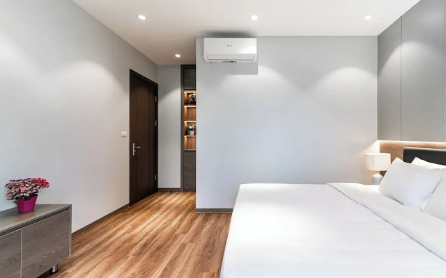 Luxe Paradise Suites Hotel  To Ngoc Van