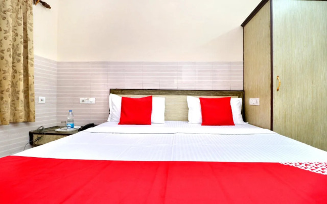 OYO 23084 Chhabra Guest House