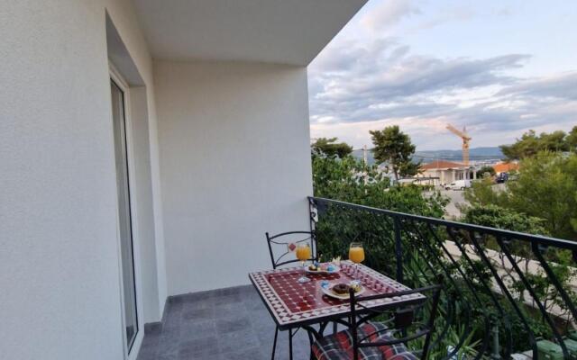 Sandra - quiet & close to the beach - SA1(2)