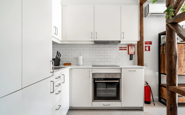 Lovely 2 Bedroom Apartment in the Heart of Lisbon