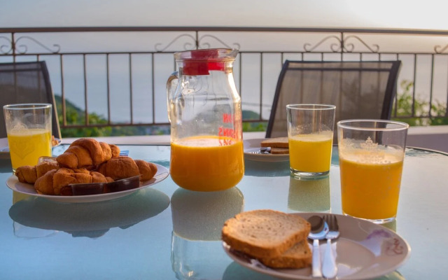 Lefkas Vacation House