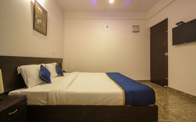 OYO 7888 Hotel Move Inn