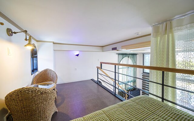 Tongyeong Honey Spa Pension