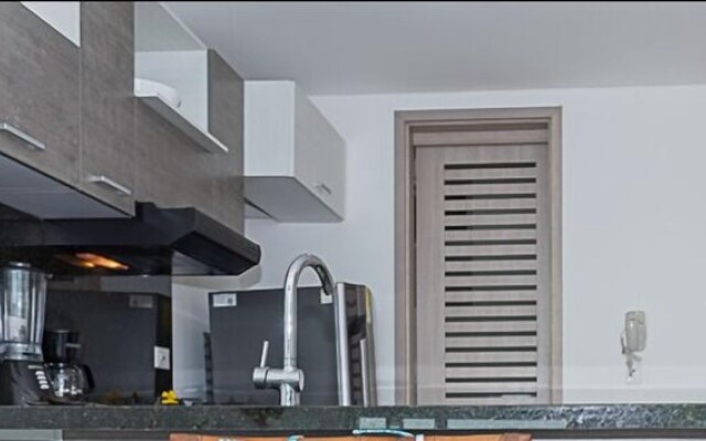 Palmetto Sunset by Nomad Guru