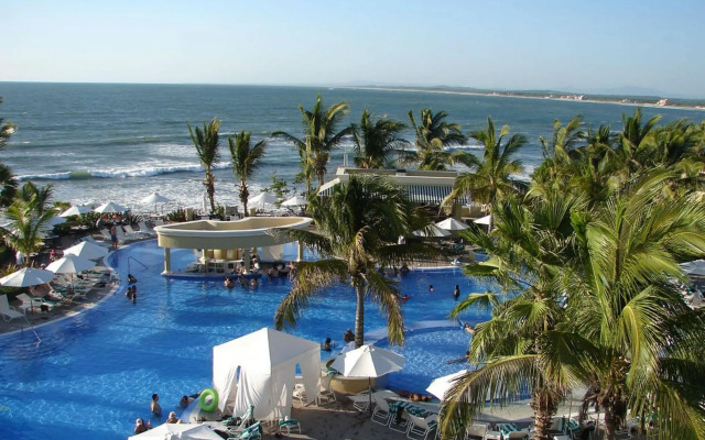 Pueblo Bonito Emerald Bay Resort & Spa - All Inclusive