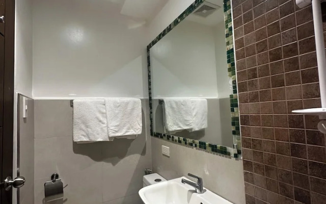 The Greenhive Hotel