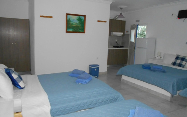Studios Apartments Kapetanios