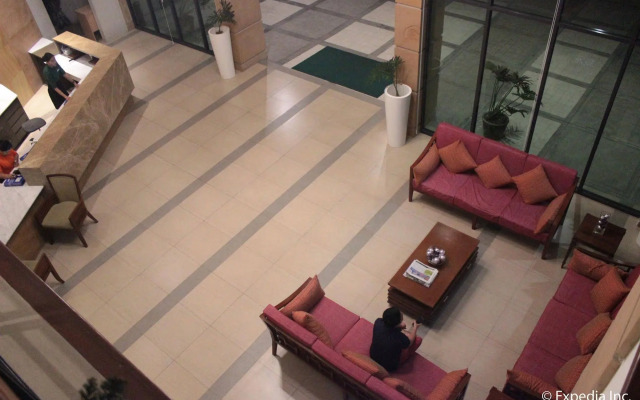 Rivermount Hotel And Resort