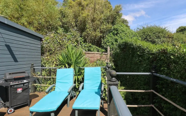 Palm Lodge