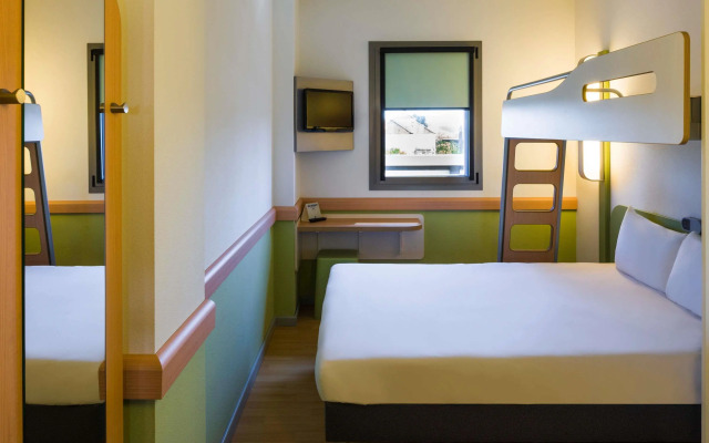 Ibis Budget Sevilla Aeropuerto