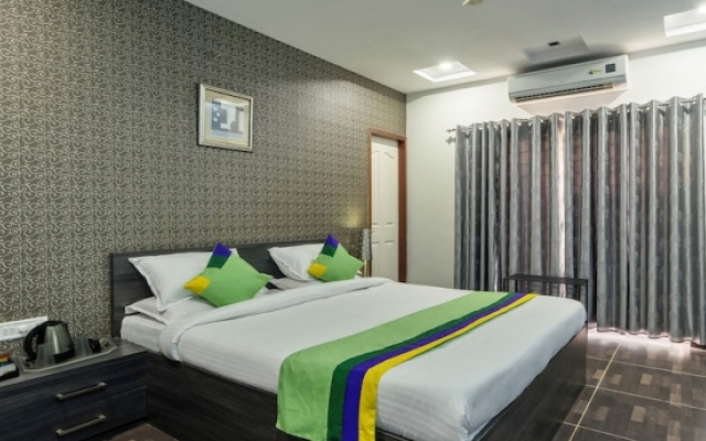 Treebo Trend Midvalley Residence
