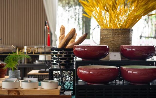 Ramada Resort Guilin Yangshuo (Yulong River Branch)