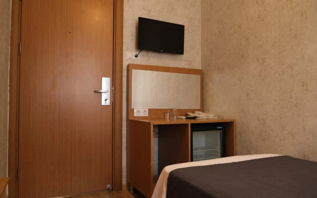 Rhisos otel