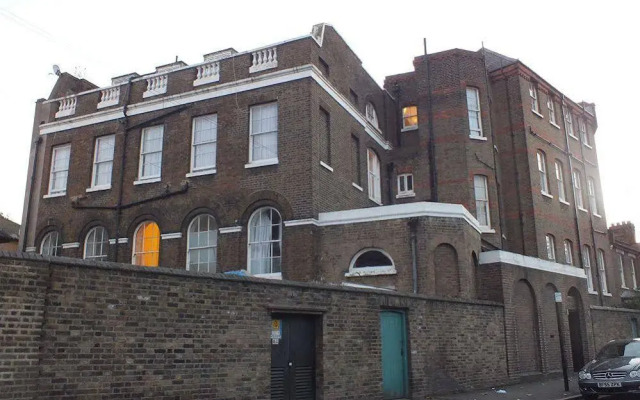 Silk House