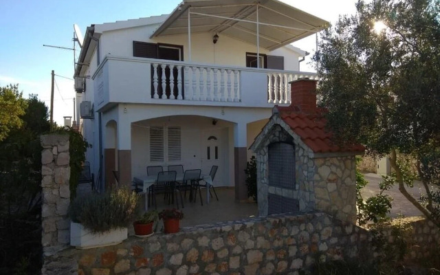 Glory - 100m From Beach - A1