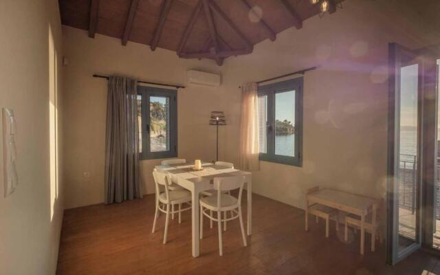Akrogiali Holidays Residence
