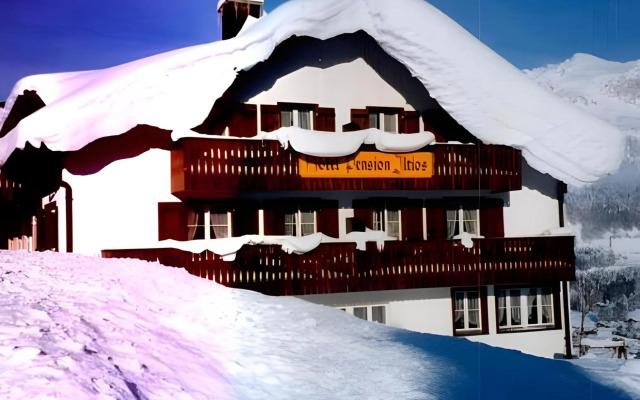 Gade Lodge
