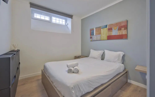 Jamor Terrace by Homing