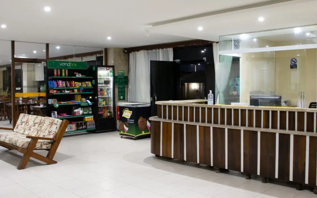 Golden Beach Hotel