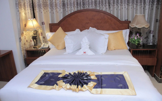 Zimbo Golden Hotel