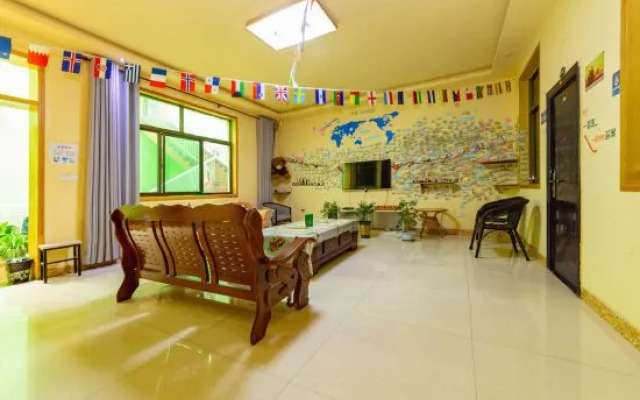 Huashanyi Loft Youth Hostel