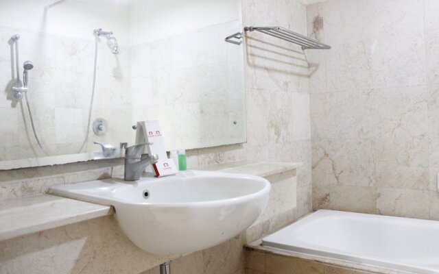 Classic 3BR At Braga City Walk Apartment