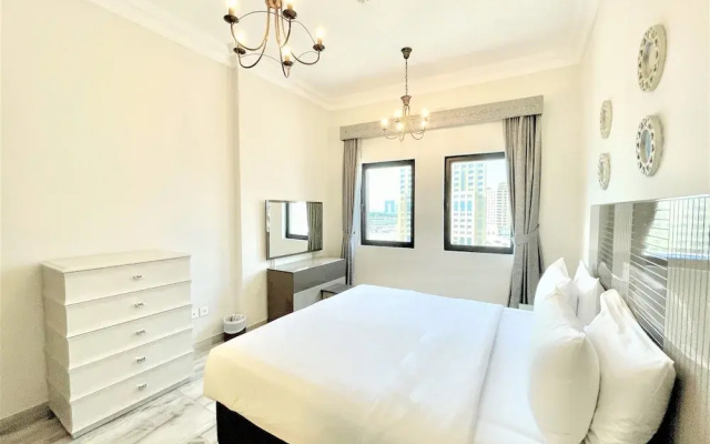 Spacious Marbella 2BR With Scenic Views