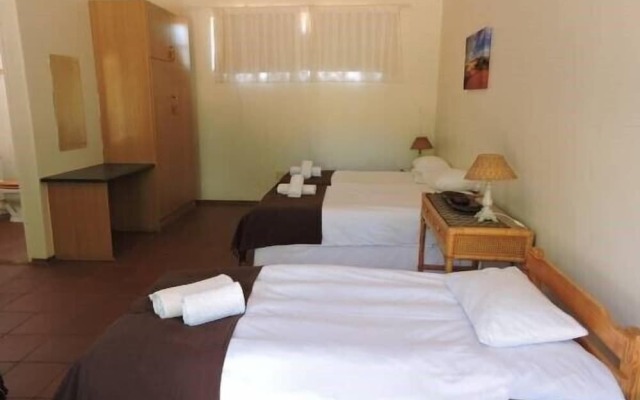 Savanna Guest Farm