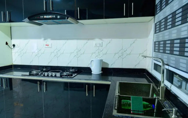 Luxury 4-Beds Apart Abuja-24Hrs/Elect/WIFI/Securi