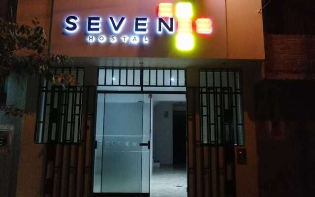 Hostal Seven