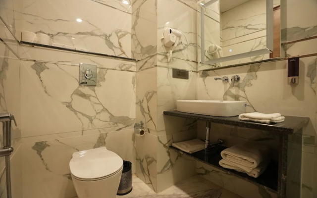 Lime Tree Hotels & Banquet Greater Noida