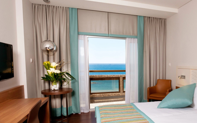Crowne Plaza Limassol by IHG - Image 6