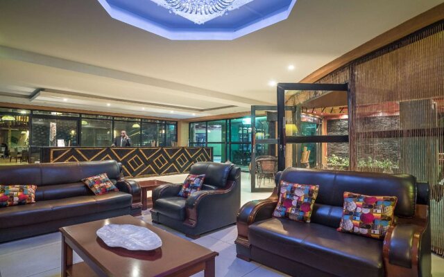 Mackinnon Suites