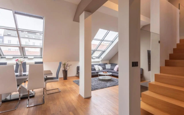 Comfort Central Apartment, 4Bdrm, 2Bthrm