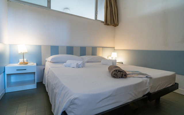 Club Del Sole Marina Julia Family Collection