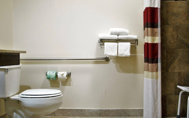Red Roof Inn & Suites Jacksonville, NC