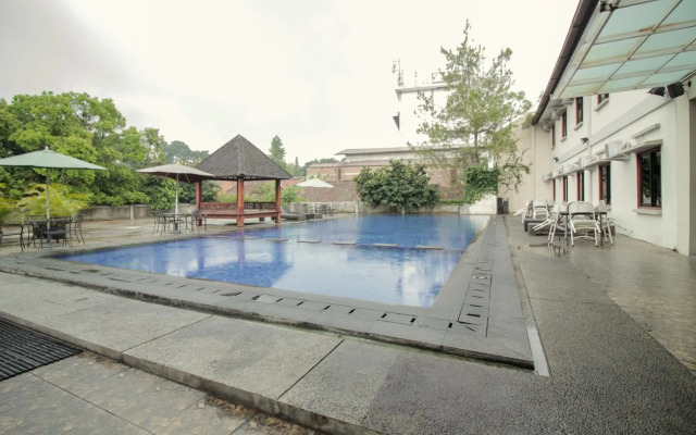 Collection O 295 Grha Ciumbuleuit Guest House