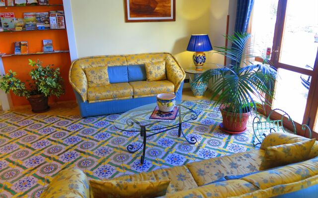 Hotel Cala Marina