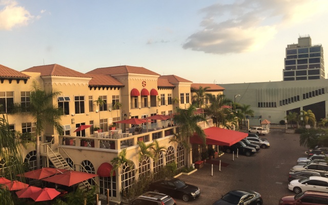 S Hotel Kingston