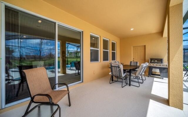 7535oakmoss 7 Bedroom Villa by RedAwning