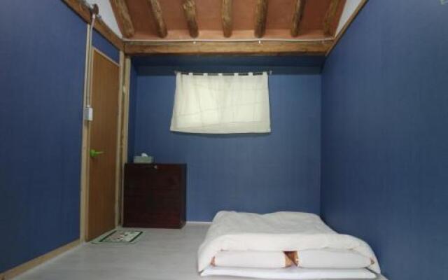 Shinsiwa Hanok Guesthouse 2 (Green Way Park)